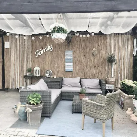 Komplett Moebliert, Ausgestattetes 7 Haus Friedrichsdorf